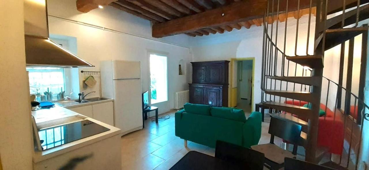 Mas Antonelle Villa Arles Bagian luar foto